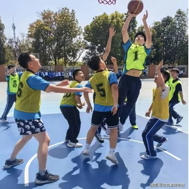 中国女篮热身赛表现亮眼，备战奥运信心倍增